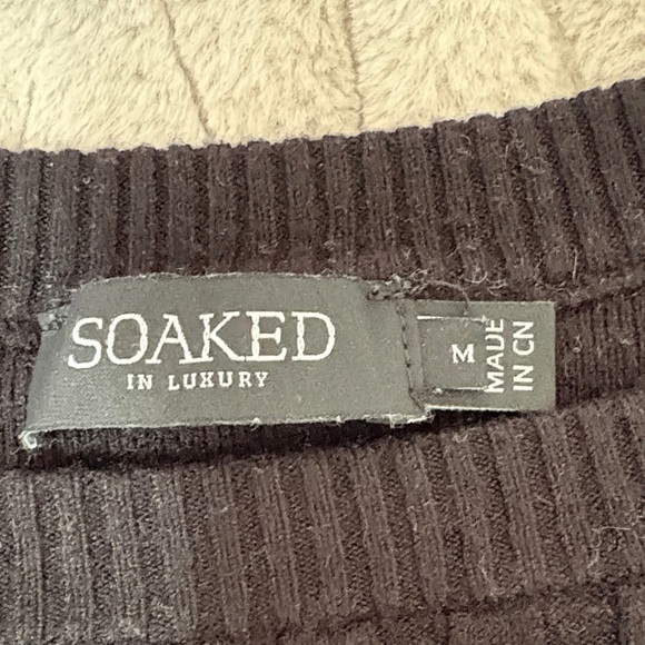 Classic Black Ribbed Sweater - Picture 5 of 7